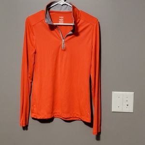 Light weight running pull over